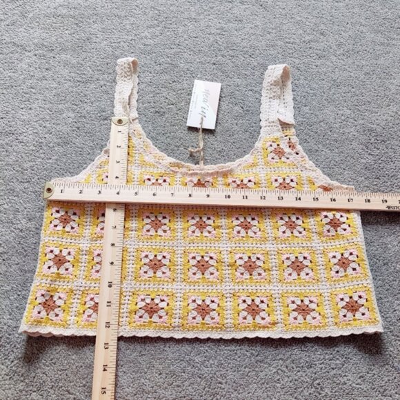 New In Women's Vintage Inspired Crochet Crop Top Size Medium Large Resortwear - Picture 2 of 6